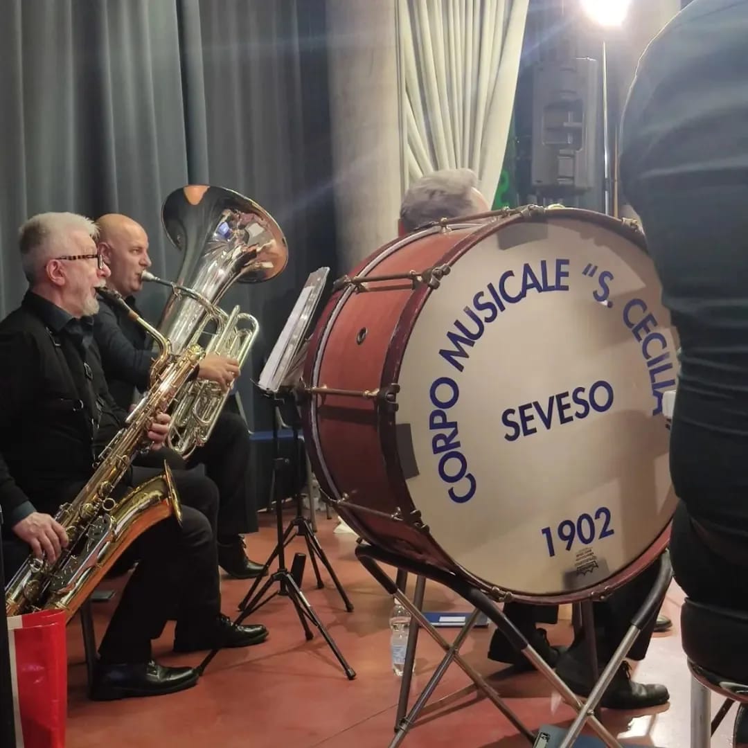 Banda in parata